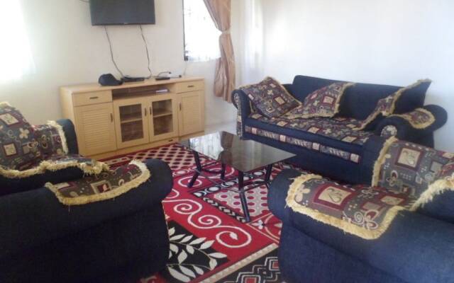 Villa Kota Bunga Protea