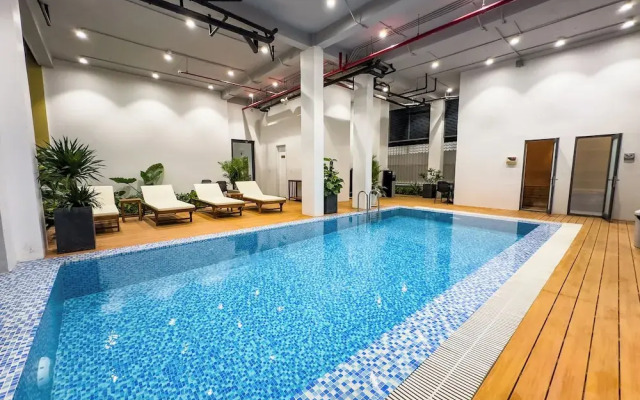 C-Hotel