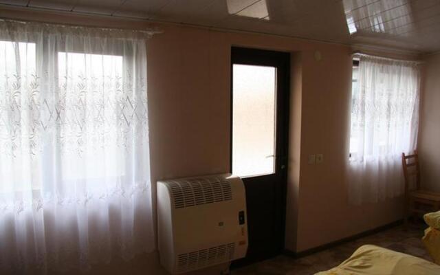 Maia's Guest House