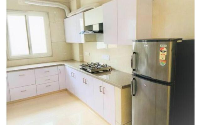 Bluo 1Bhk - Dlf Cybercity, Mg Road - Balcony, Lift