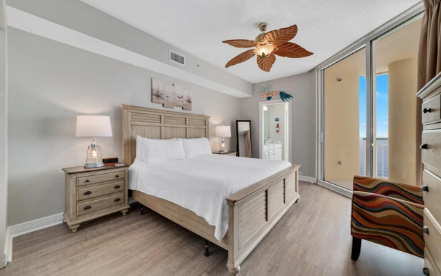 Beach Colony East 15c-penthouse