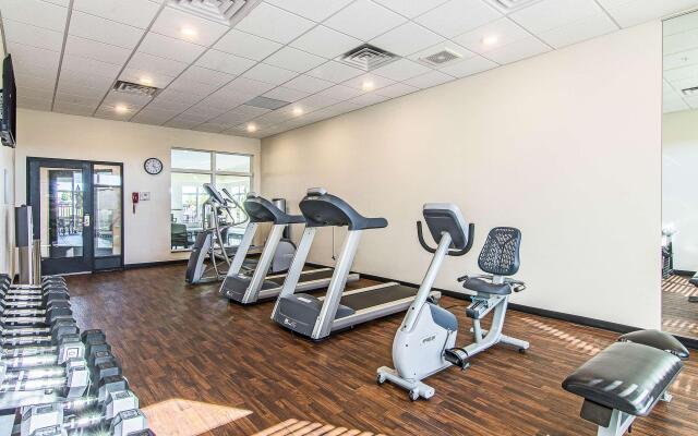 Sleep Inn & Suites West-Near Medical Center