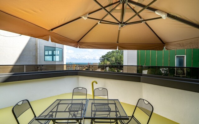 Busan Songjeong Brooks Hotel