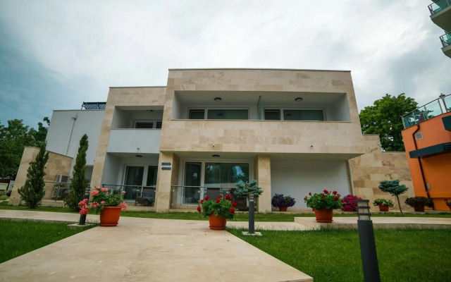 Hotel Saturn