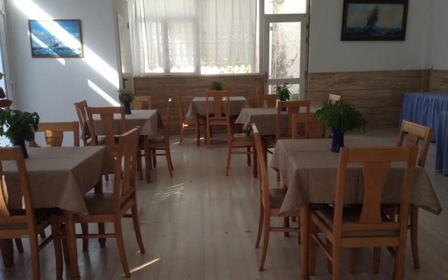 Meltemi Hotel