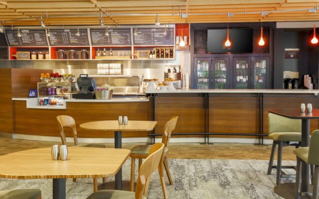 Courtyard by Marriott Dallas Arlington South