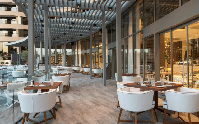 Le Royal Meridien Beach Resort And Spa