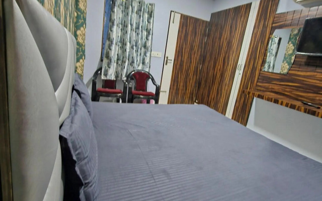 Hotel Shanti Grand Inn