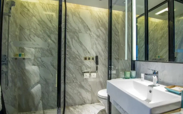 Howard Johnson Riverview Hotel Guangzhou