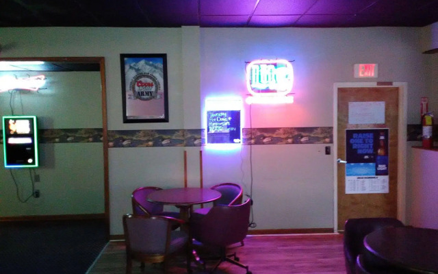 Paris Inn and Suites