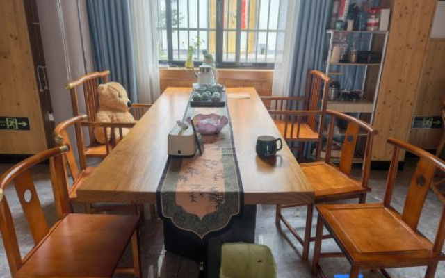 Tonglu Chibian Homestay