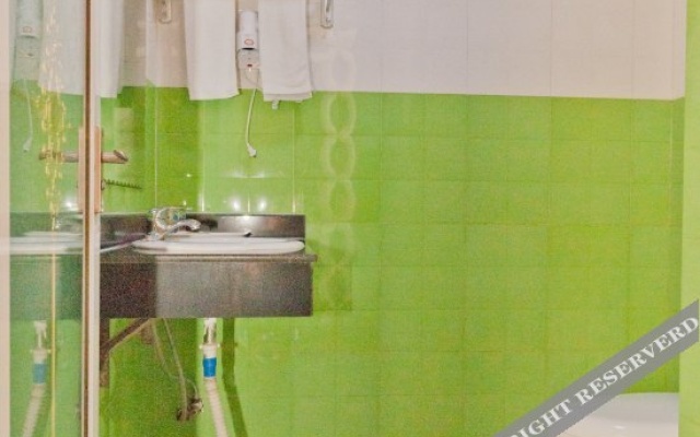 Homeinn Pebble Hotel (Dongcheng District Qingfeng Lake Park Dongying Municipal Government) – Bathroom – Dongying