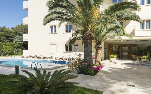 Cabot Tres Torres Apartamentos