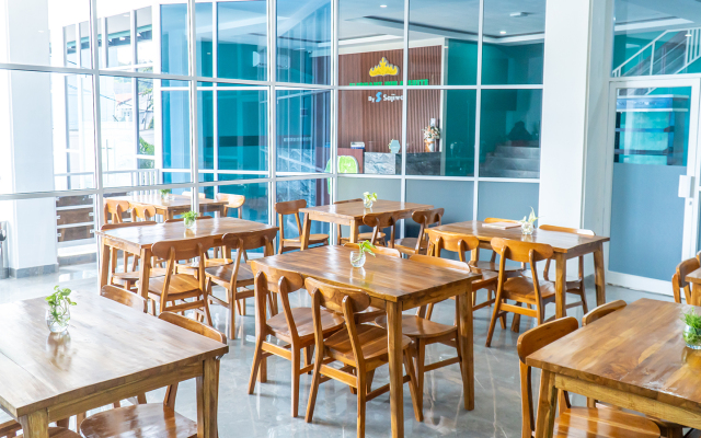 Elephant Inn & Suite Lampung