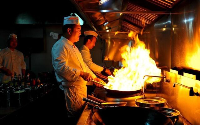 Yanan Rootlots Hotel