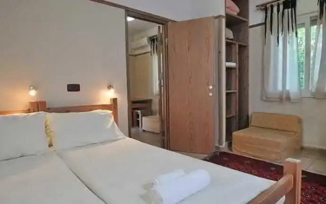 Kibbutz Afik Country Lodging