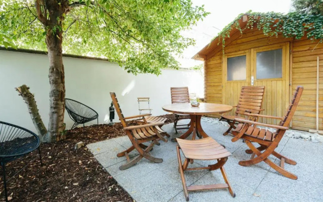 The newPAST Apartment