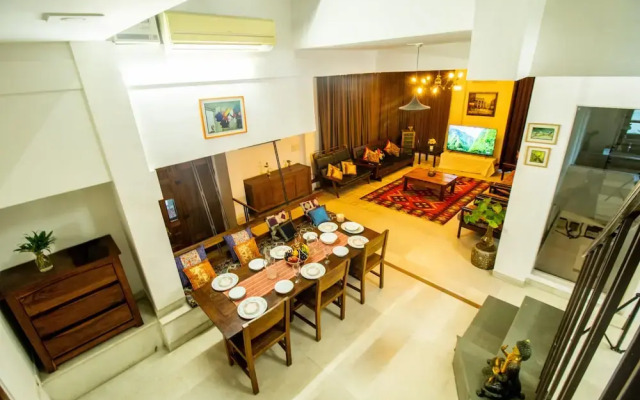 Opulent Antique 6BR Villa in Gurugram