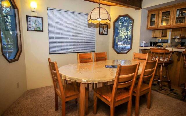 Midnight Howl 1536 by RedAwning