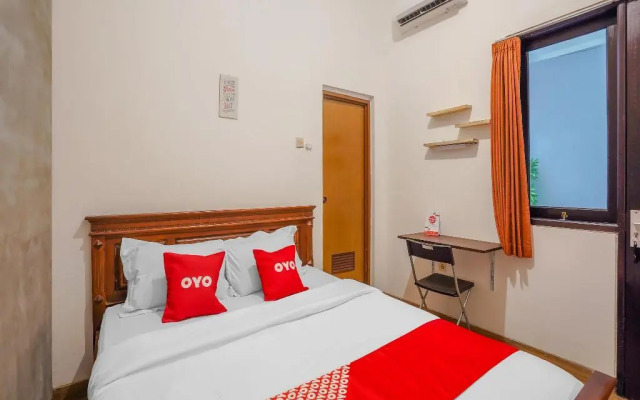 OYO 89993 Nginep Yuk