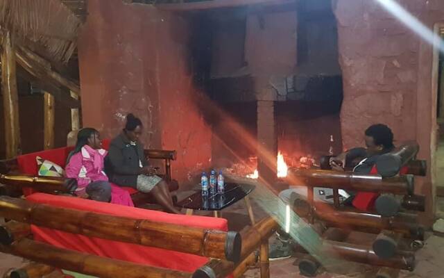 Mara Topi Safari Lodge