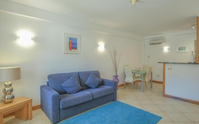 Casa Monte Cristo Apartments - Plum