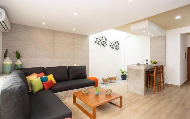 Exclusive 4 Br. Townhouse + Rooftop & Private pool