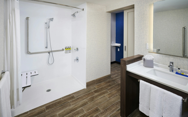Holiday Inn Express Sarnia - Point Edward by IHG
