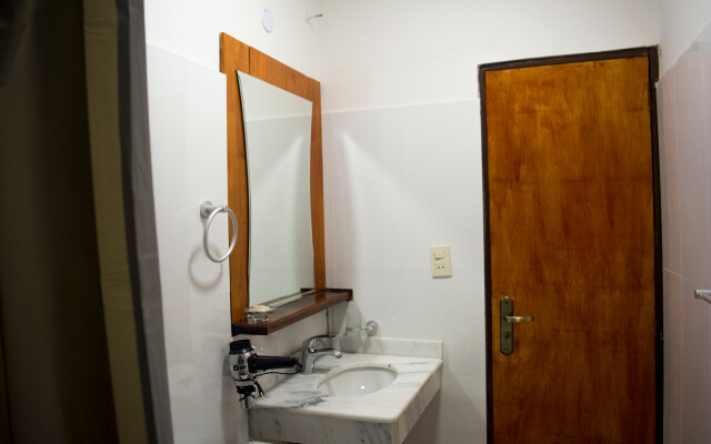 Oxum Hotel