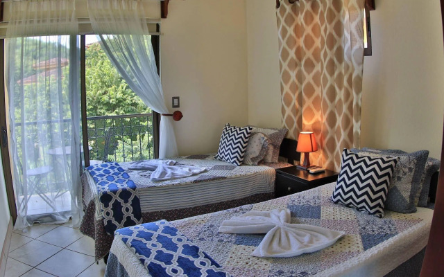 The Oaks Tamarindo Condominiums