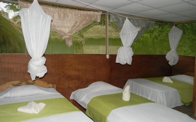 Jacamar Lodge Expeditions