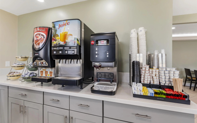 Best Western Plus La Mid Town Hotel