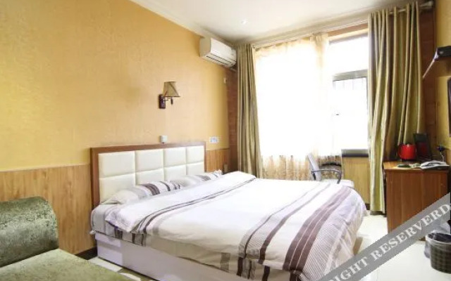 Wenxi Blanca Theme Hotel