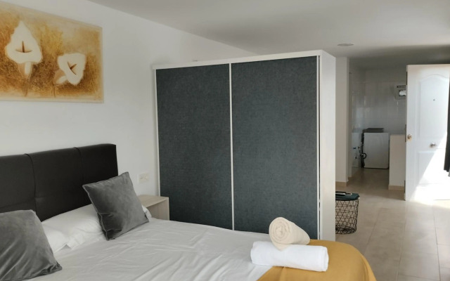 Apartamentos y Habitaciones KAI MARBELLA - Adults Only