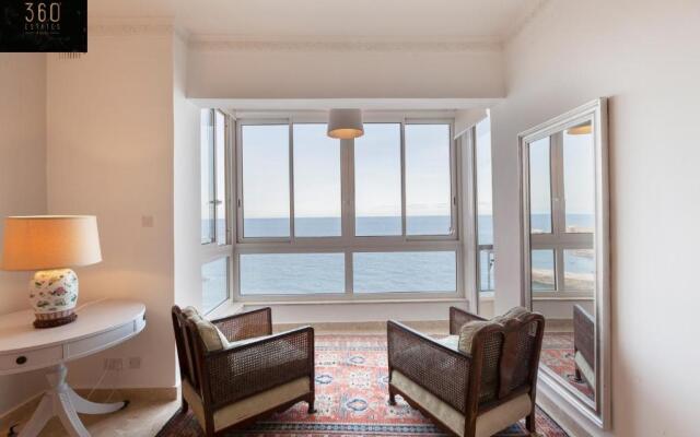 Breathtaking Seafront 3BD, Sliema coast by 360 Estates