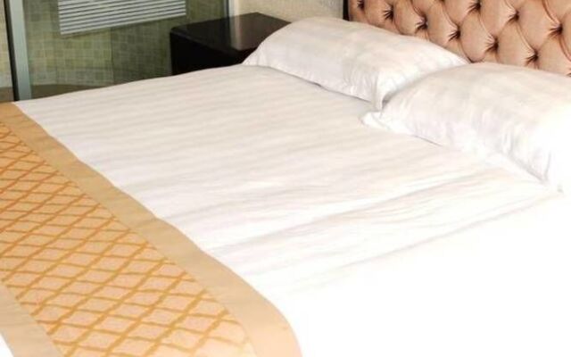 Xingyue Business Hotel
