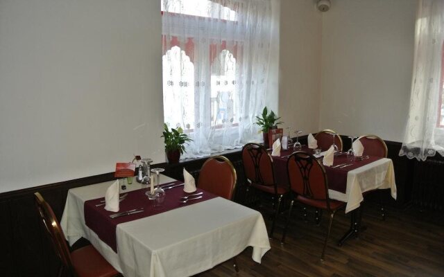 Hotel Restaurant Nishat