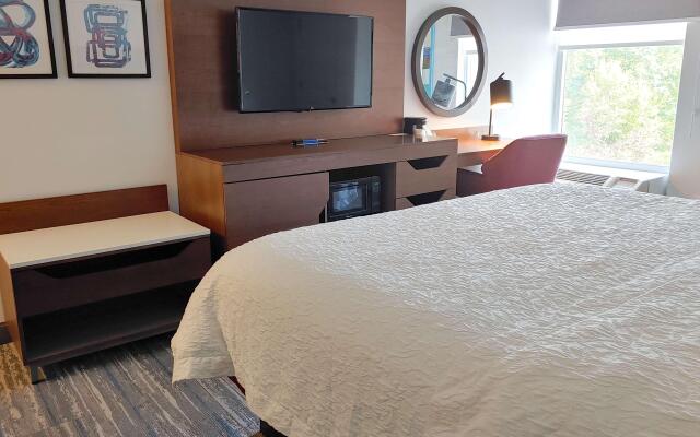 Hampton Inn by Hilton Concord/Bow