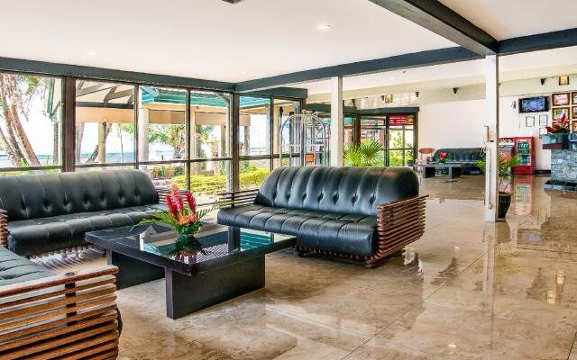 Tanoa Waterfront Hotel