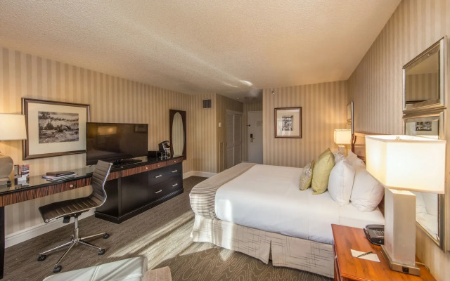 Omni Charlottesville Hotel