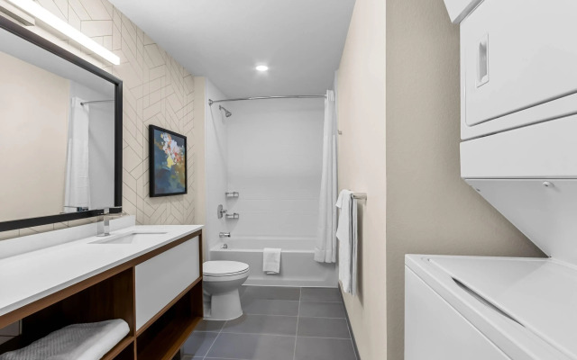Everhome Suites Chandler Phoenix Fashion Center