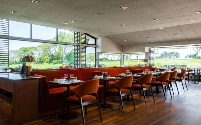 Hotel Mercure Omaha Beach