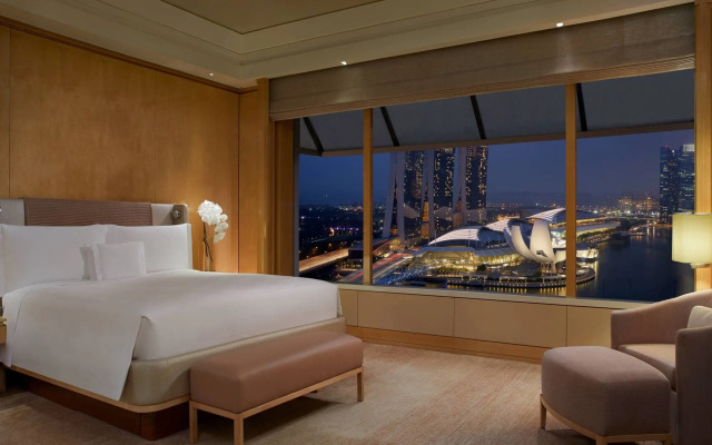 The Ritz-Carlton, Millenia Singapore