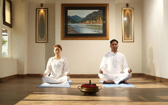 Yog Niketan by Sanskriti