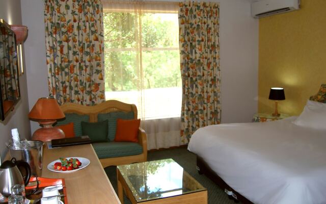 Safari Hotel & Convention Centre