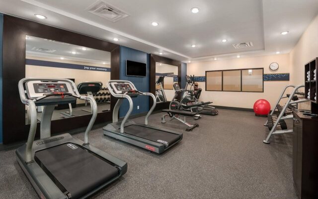 Hampton Inn & Suites Erie Bayfront