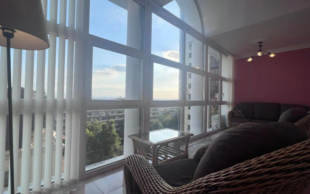 Sutki26 on Kalinin Avenue