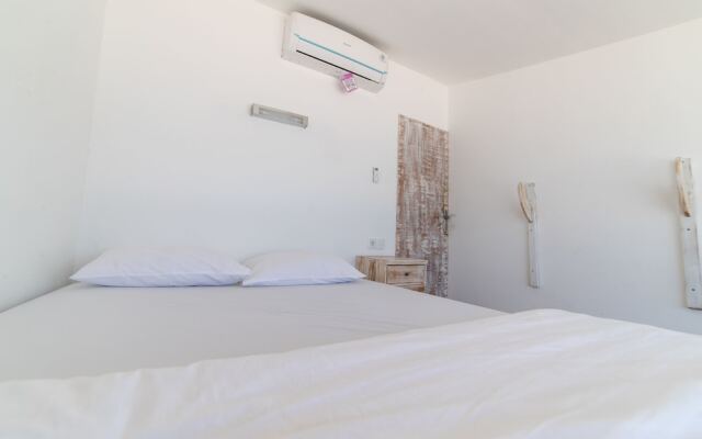 Jimbaran Balangan Beachfront Rooms