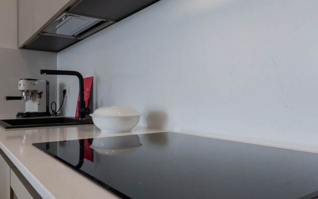 Elegant Home With Terrace by Wonderful Italy