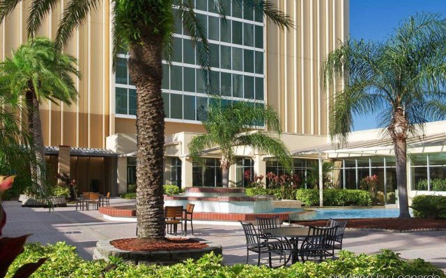 DoubleTree by Hilton at the Entrance to Universal Orlando